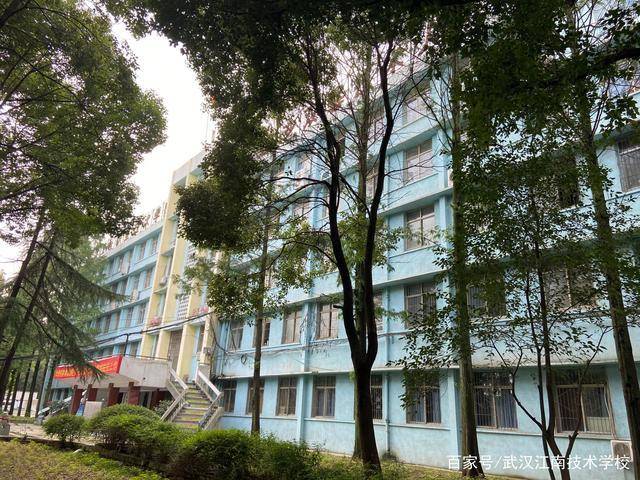  武汉江南技术学校——校园风景
